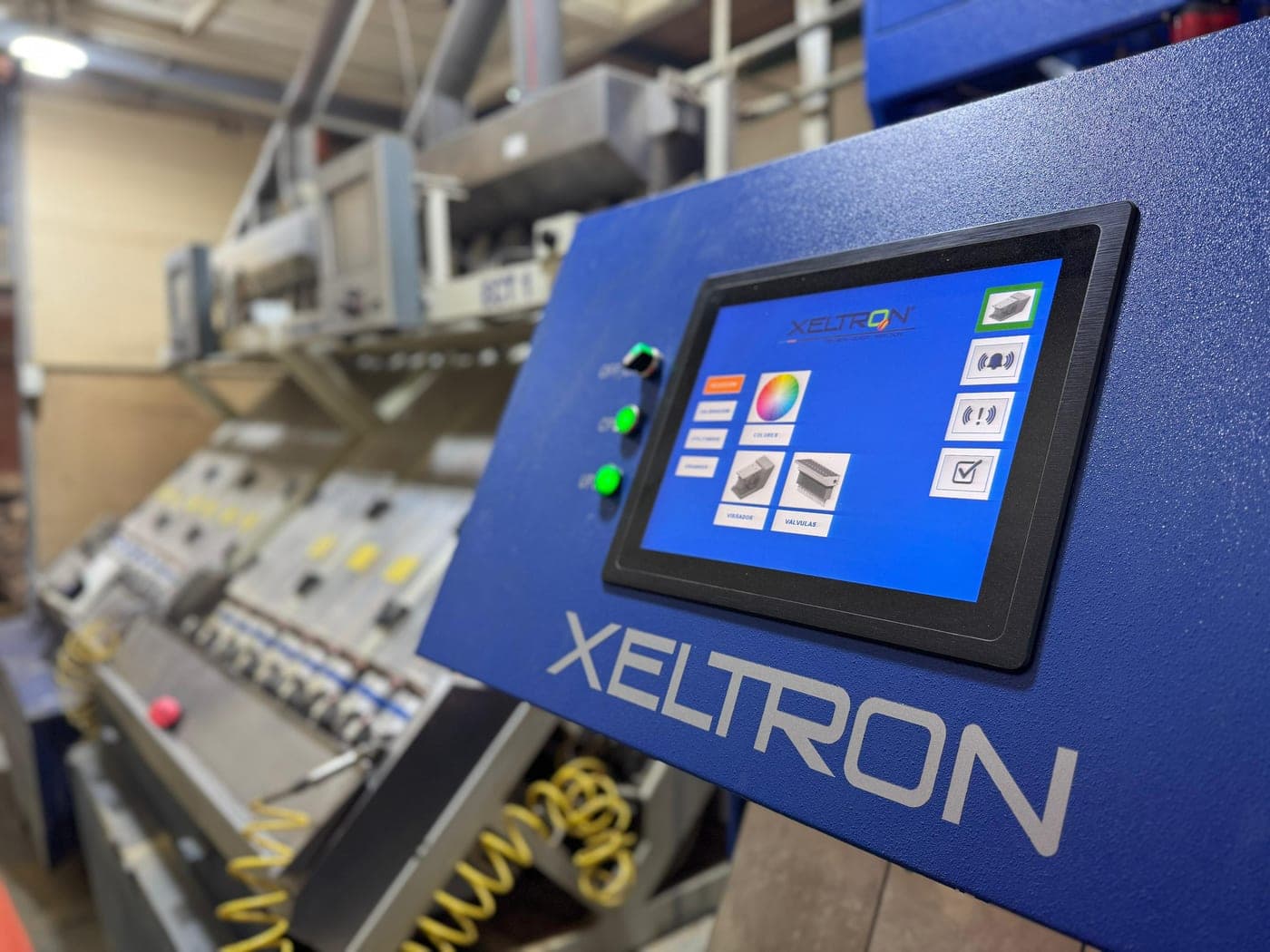 Seleccionadora óptica Xeltron en operación